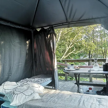 Luksustelt Valkea Monitoimitila - Paviljonki Sahkolammitteisin Vuotein